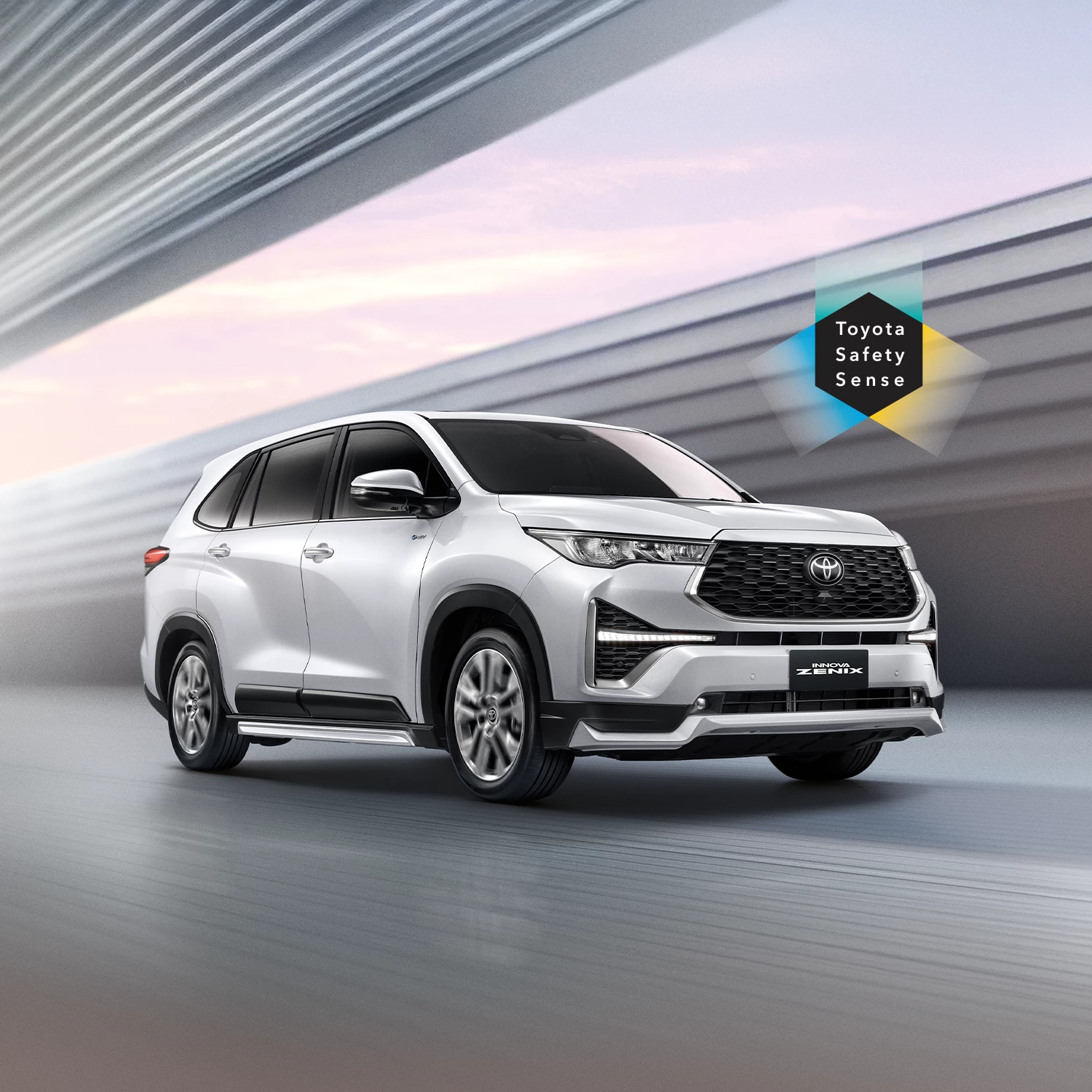 Innova Zenix