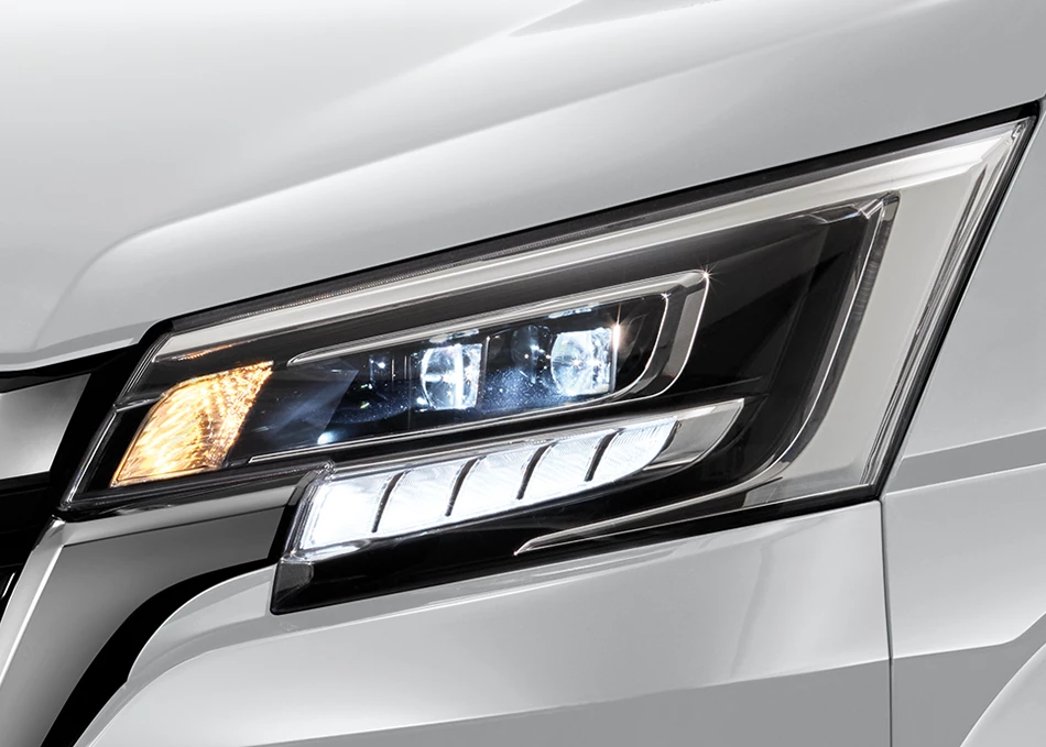 Majesty: ไฟหน้าแบบ LED พร้อมไฟส่องสว่างเวลากลางวัน