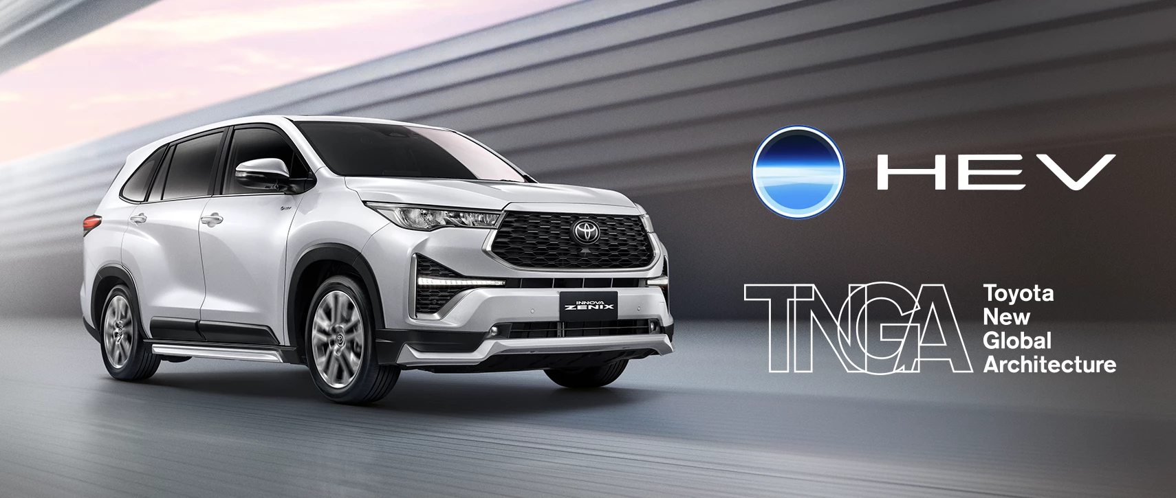 Innova Zenix: null