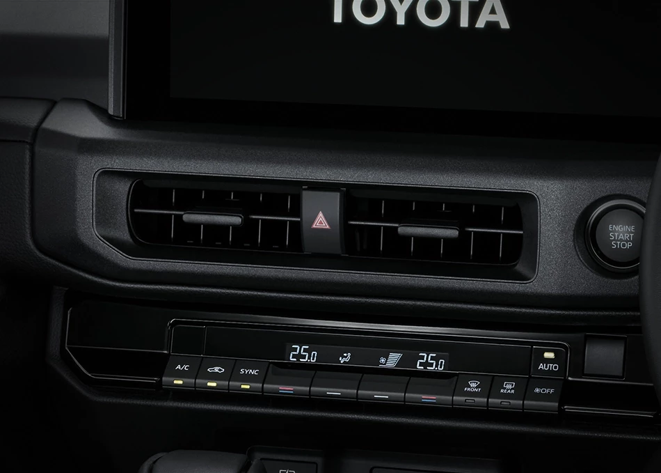 Land Cruiser FJ: ระบบปรับอากาศอัตโนมัติ แยกอุณหภูมิอิสระซ้าย-ขวา