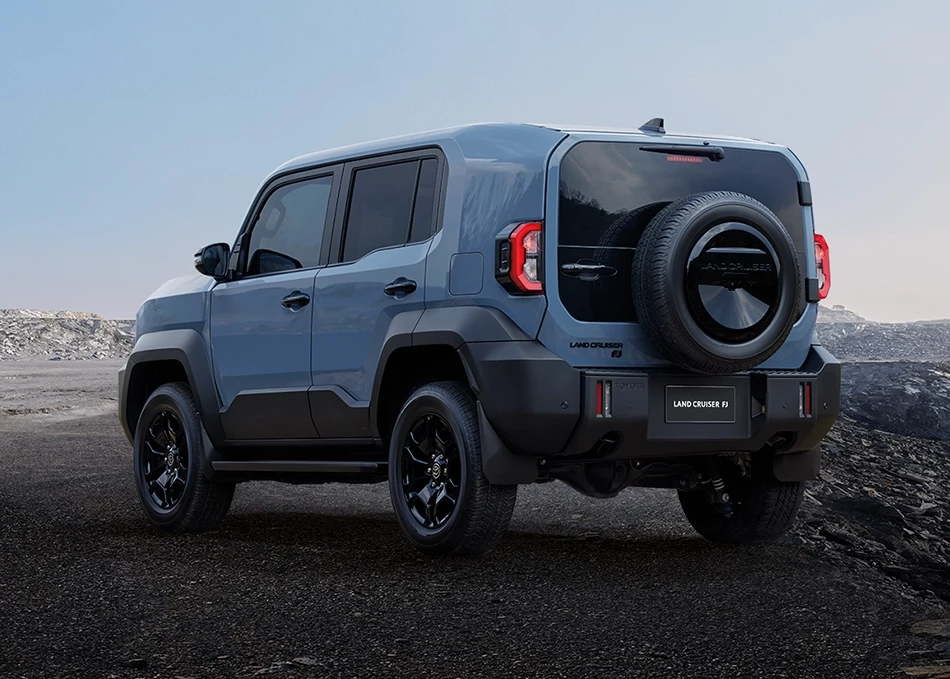 Land Cruiser FJ: ดีไซน์ทรงสี่เหลี่ยมพร้อมขอบมุมตัดสไตล์ลูกเต๋า ผสานความสนุกและความแข็งแกร่งที่เป็นเอกลักษณ์เฉพาะตัว