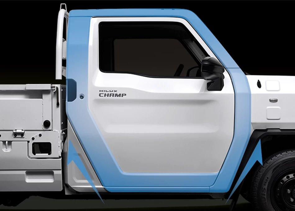 Hilux Champ: Retro Polygon cabin design enhances cabin strength and provides easier entry and exit.