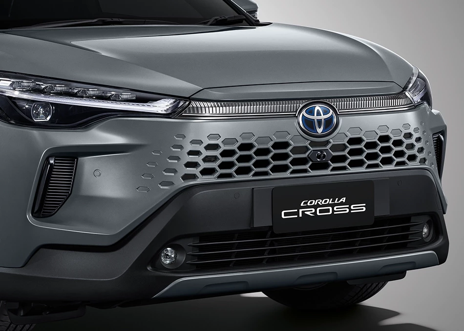 Corolla Cross: MULTI-DIMENSIONAL FRONT GRILLE