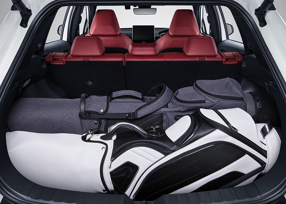 Corolla Cross: TRUNK CAPACITY พื้นที่เก็บสัมการะความจ 487 ลิตร